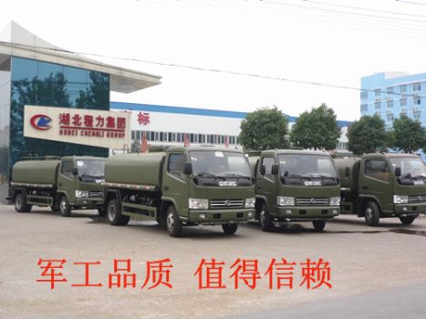 东风福瑞卡5立方洒水车图片