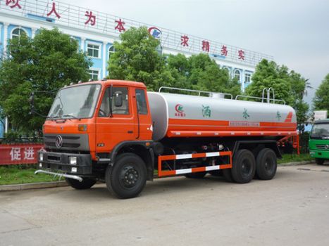 东风后双桥18-20立方洒水车图片