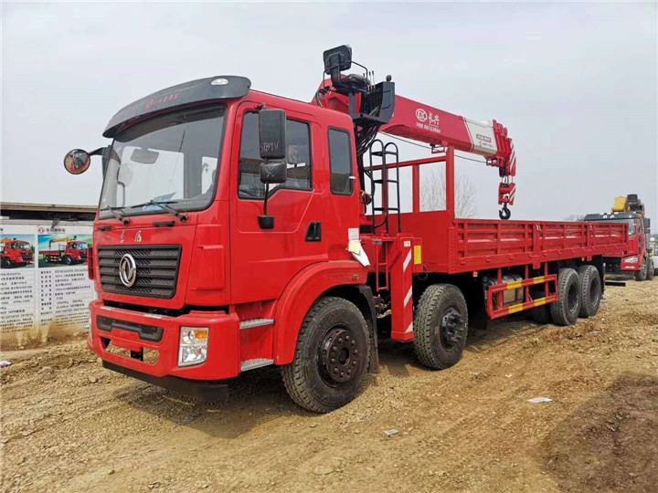 东风锦城V5前四后八随车吊图片