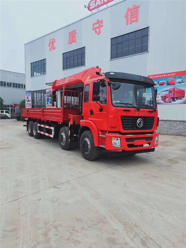 东风锦城V5前四后八随车吊图片