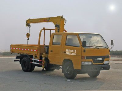 CLW5060JSQ4型随车起重运输车图片