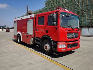 CLW5160GXFPM60/DF型泡沫消防车图片