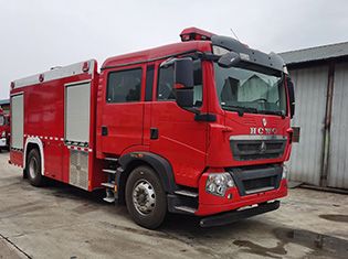 CLW5190GXFSG80/HW型水罐消防车图片